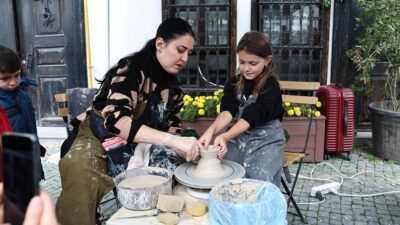 Kütahya Belediyesinin, şehrin kültürel mirasını yaşatmak, el emeği ürünleri desteklemek