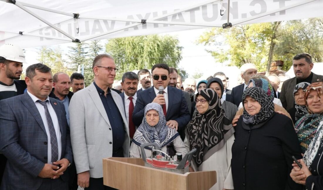 Kütahya Valisi Musa Işın’ın katılımıyla Yoncalı Dübecik Hamamı’nın temel atma