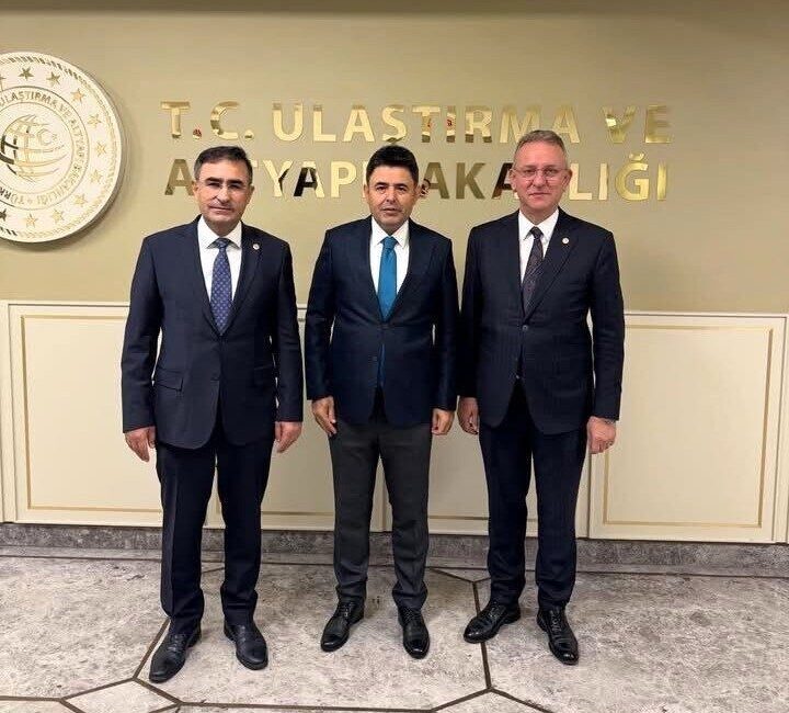 AK Parti Kütahya Milletvekili Mehmet Demir, nakliyeci ve taşımacıların sorun