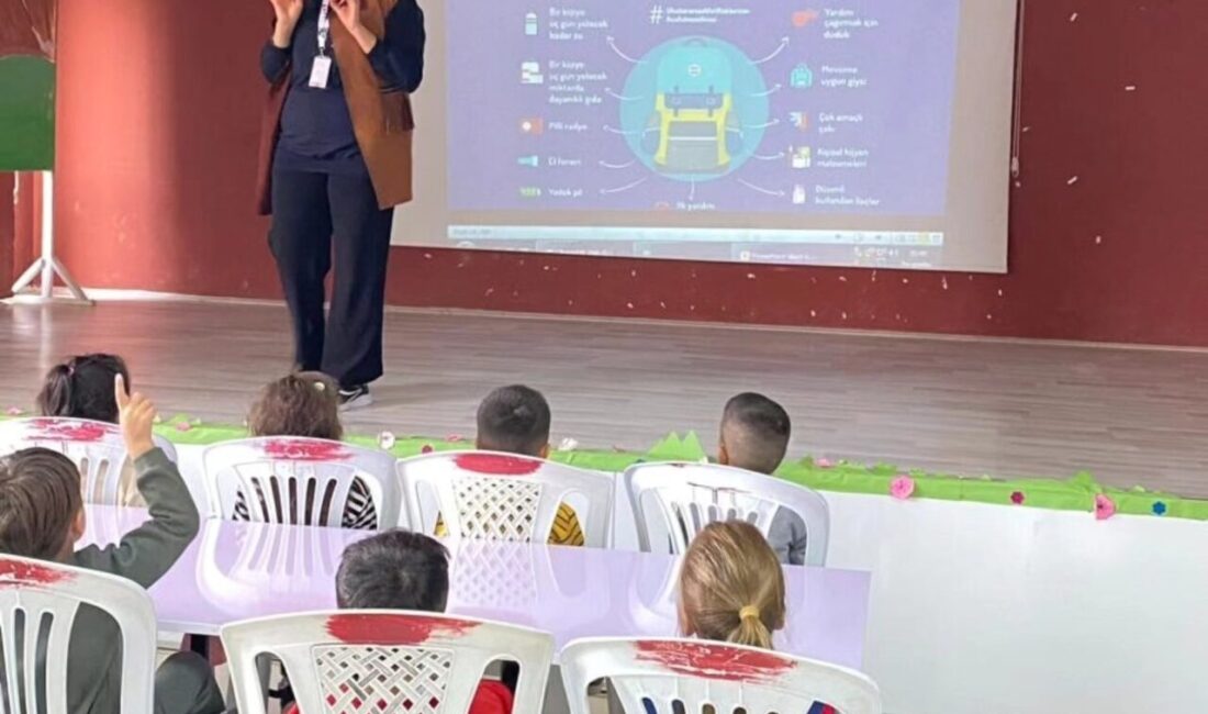 Kütahya’da anasınıfı ve 1’inci sınıf öğrencilerine afetler ve 112 Acil