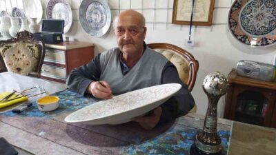 Kütahya’nın dünyaca tanınan çini sanatçısı, 2020 yılında UNESCO tarafından “Yaşayan