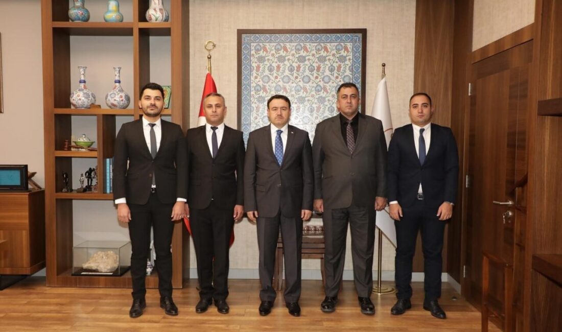 Kütahya Valisi Musa Işın, Asayiş Şube Müdür Vekili Başkomiser Sabri