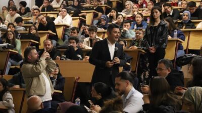 Ulaştırma ve Altyapı Bakan Yardımcısı Osman Boyraz, Kütahya’da düzenlenen programda