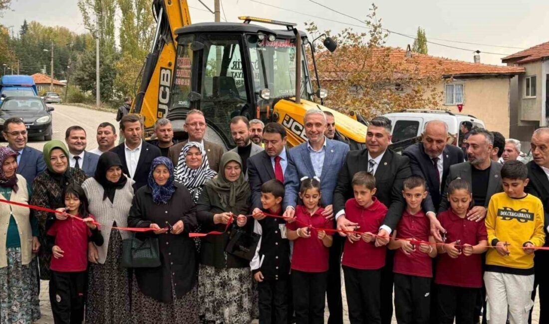 Kütahya’nın Gediz ilçesine bağlı Gökler beldesinde doğalgaz altyapı çalışmaları başladı.
