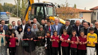 Kütahya’nın Gediz ilçesine bağlı Gökler beldesinde doğalgaz altyapı çalışmaları başladı.