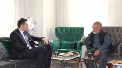 Hisarcık ilçe merkezinde ikamet eden gazi ve ailesini ziyaret eden