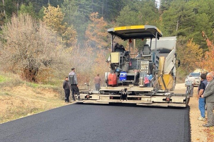 Kütahya’nın Hisarcık ilçesi Alınören ve Kızılçukur köyleri arası grup yolu