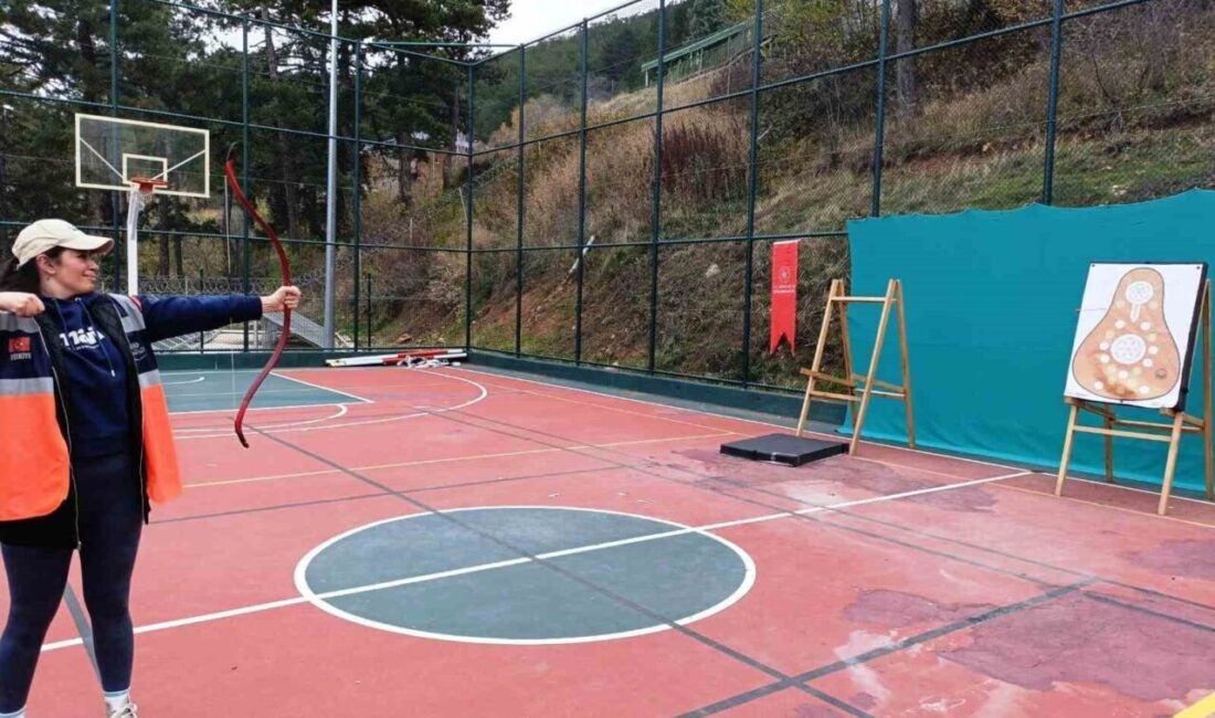 Gençlik ve Spor Bakanlığı’na bağlı Gediz ilçesi Murat Dağı Kamp