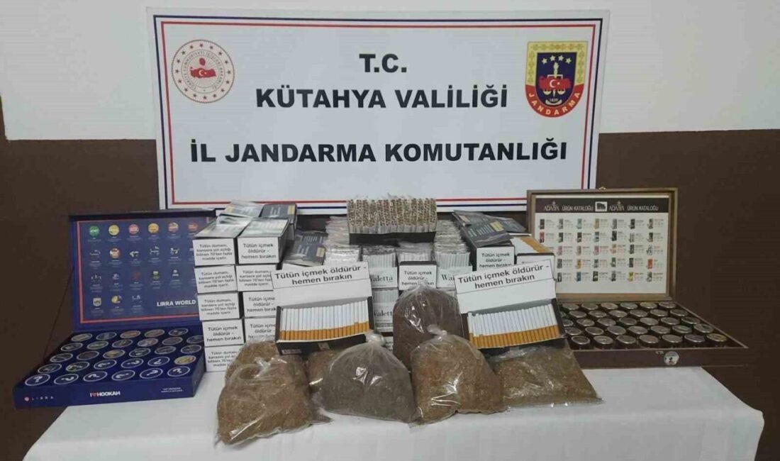 Kütahya’nın Pazarlar ilçesinde jandarma tarafından bir iş yeri ve araçta