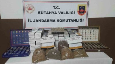 Kütahya’nın Pazarlar ilçesinde jandarma tarafından bir iş yeri ve araçta