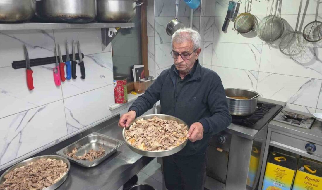 Kütahya’da kış aylarının vazgeçilmez lezzetlerinden biri olan doğal ’Kaz eti