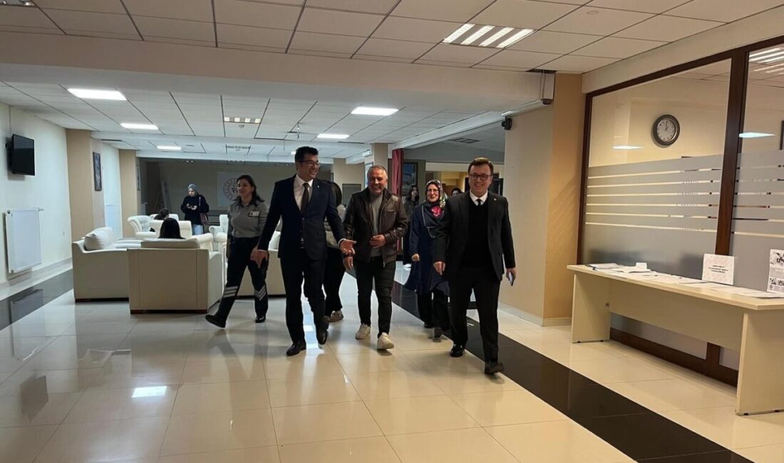 Kütahya Gençlik ve Spor İl Müdürü Bülent Küçük, Kütahya Vali