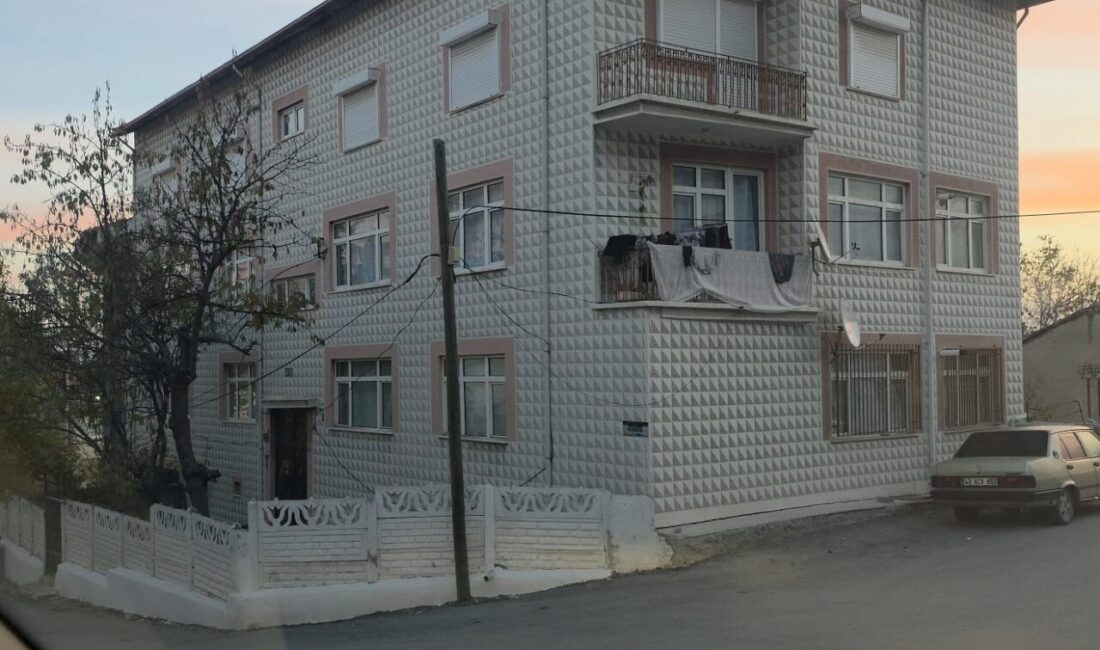 Kütahya’da hamile olduğunu ailesinden gizleyen 20 yaşındaki genç kadın, banyoda