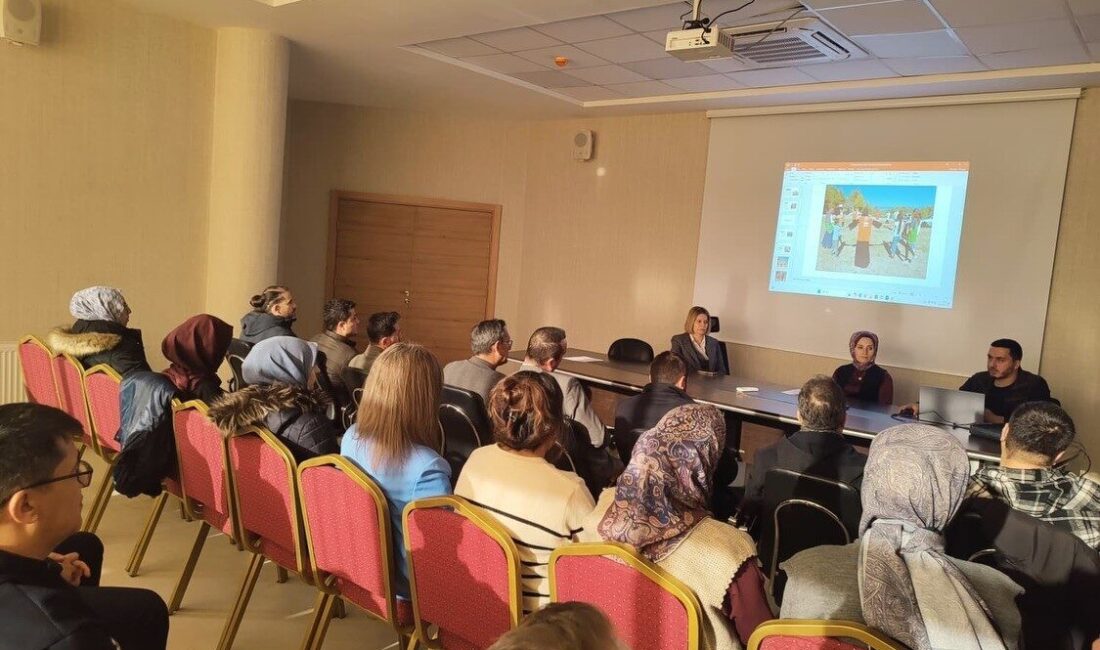 Kütahya’nın Altıntaş ilçesinde, “Yetim Kardeş” projesi kapsamında bilgilendirme toplantısı düzenlendi.