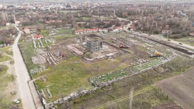 Kütahya Valisi Musa Işın, Çavdarhisar ilçesinde bulunan Aizanoi Antik Kenti’nde