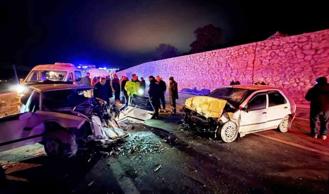 Kütahya’nın Emet ilçesinde iki otomobilin kafa kafaya çarpıştığı kazada biri