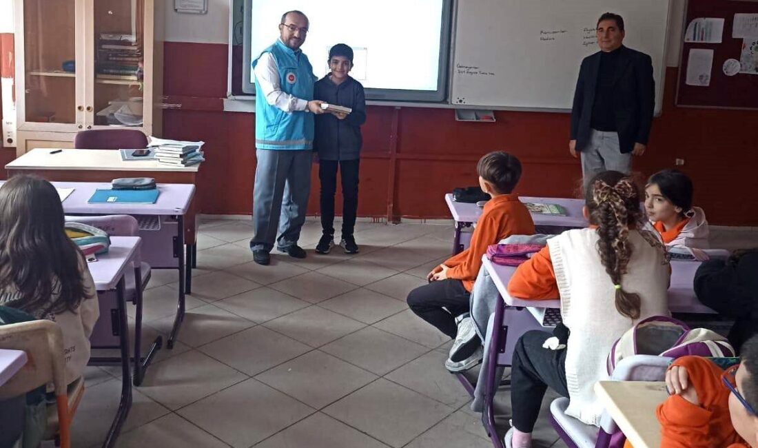 Türkiye Diyanet Vakfı’nın “Hediyem Kur’an Olsun” isimli proje kapsamında, Emet