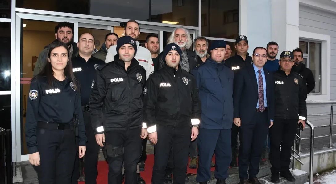 Kütahya’nın Tavşanlı ilçesinde Kaymakam Ömer Faruk Özdemir, ilçe genelinde huzur