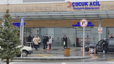 Kütahya’da 23 öğrenci zehirlenme şüphesiyle hastaneye kaldırıldı. Ortaokulda eğitim gören