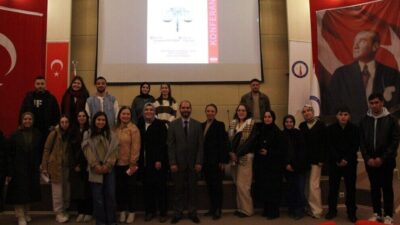 Kütahya Dumlupınar Üniversitesi’nde İnsan Hakları Haftası dolayısıyla “İnsan Hakları” konulu