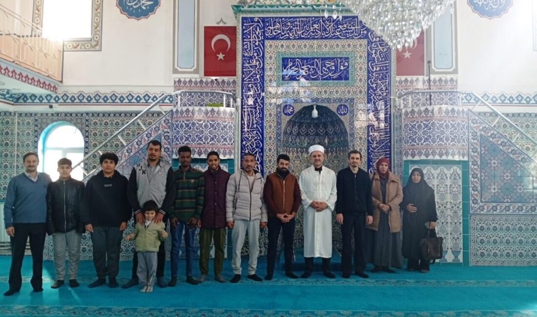 Kütahya İl Müftülüğü Göç Koordinatörlüğü tarafından, 80 Evler Mahallesi’nde yaşayan