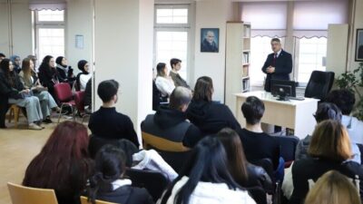 Kütahya Dumlupınar Üniversitesi Rektörü Prof. Dr. Süleyman Kızıltoprak, Siyaset Bilimi