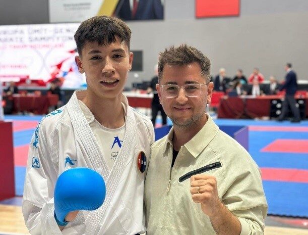 Kütahya’nın Tavşanlı ilçesinden Karate Okulu Spor Kulübü’nün başarılı sporcusu Eymen