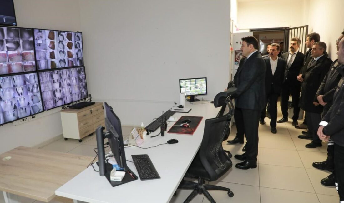 Kütahya Valisi Musa Işın, İl Göç İdaresi Müdürlüğü Geri Gönderme