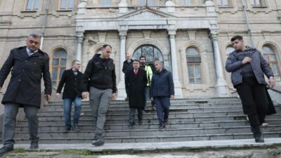 Kütahya Valisi Musa Işın, tarihi Kütahya Lisesi binasında devam eden