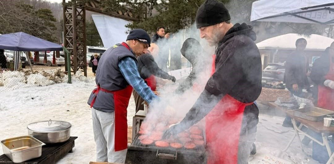 Kütahya’nın Domaniç ilçesinde eğitim dernekleri tarafından bu yıl ikincisi düzenlenen