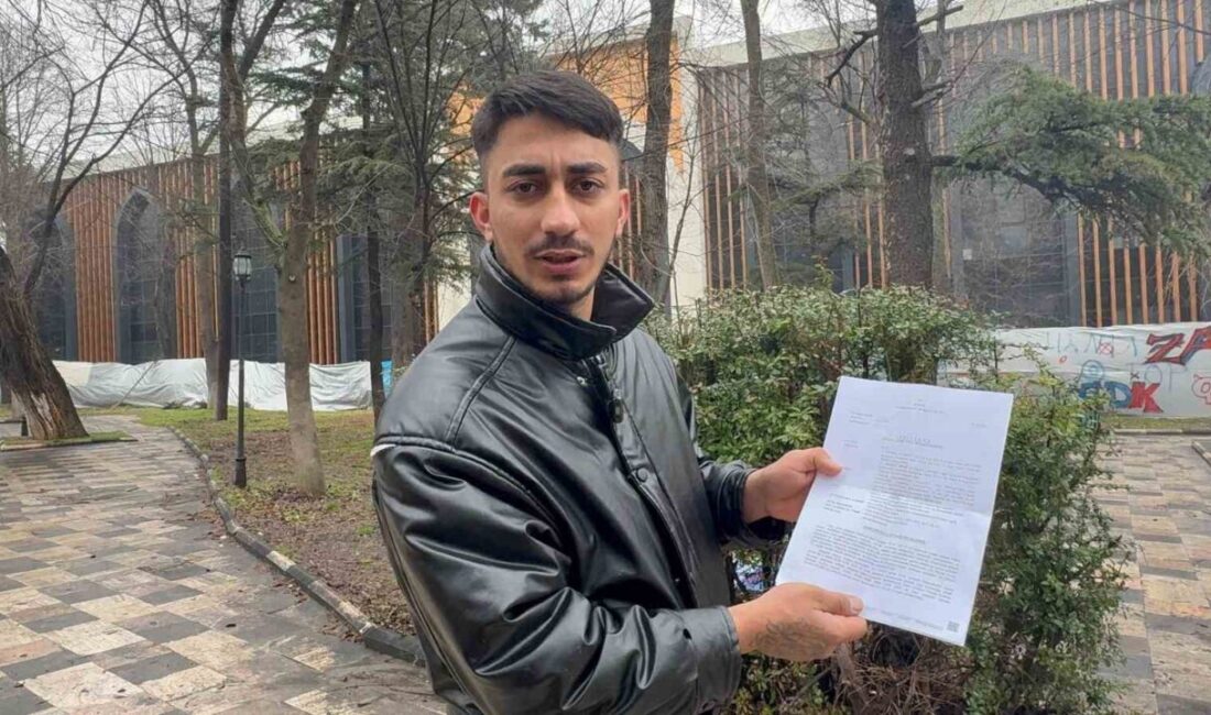 KÜTAHYA (İHA) – Kütahya’da bir seramik fabrikasında çalışan genç, kimlik