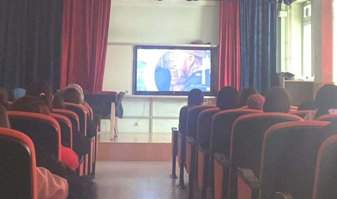 Kütahya Akşemsettin Kız Anadolu İmam Hatip Lisesinde, öğrencilere yönelik Hikmet