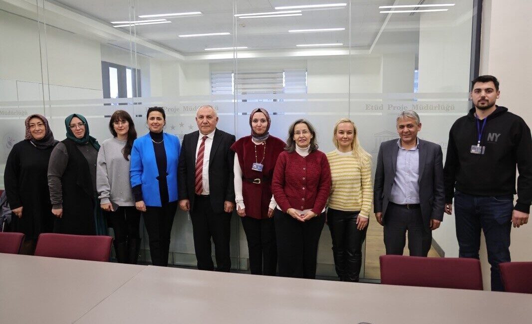 Kütahya Belediyesi, uluslararası eğitim projelerine katkı sunmaya devam ediyor. Belediye
