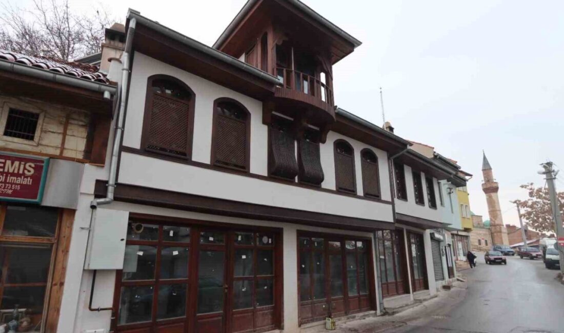 Kütahya İl Özel İdaresi, ulaşım ve altyapı hizmetleri, hizmet binaları