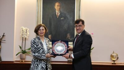 Kütahya Belediye Başkanı Eyüp Kahveci, şehirler arası iş birliğini güçlendirmek