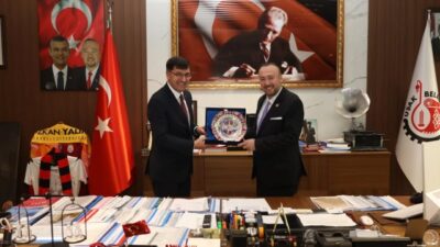 Kütahya Belediye Başkanı Eyüp Kahveci, şehirler arası iletişimi güçlendirmek ve