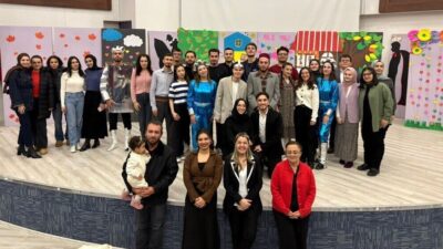 Kütahya Dumlupınar Üniversitesi (DPÜ) tarafından “Aile Yılı” temasıyla düzenlenen tiyatro
