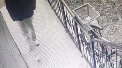 Kütahya’nın Meydan Mahallesi’nde gündüz saatlerinde yaşanan bisiklet hırsızlığı, apartman güvenlik