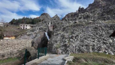 Kütahya’nın Gediz ilçesinde kayıp olarak aranan 15 yaşındaki kız çocuğunun