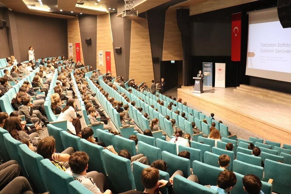 Kütahya İl Tarım ve Orman Müdürlüğü tarafından ilkokul ve ortaokul