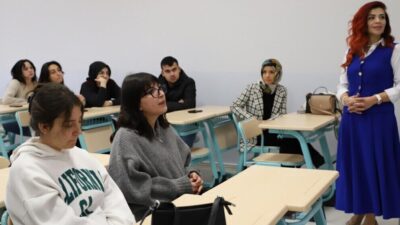 Kütahya Dumlupınar Üniversitesi Temel Eğitim Bölümü tarafından düzenlenen Scientix STEM