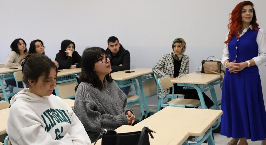 Kütahya Dumlupınar Üniversitesi Temel Eğitim Bölümü tarafından düzenlenen Scientix STEM