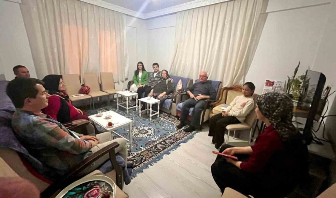 Kütahya’nın Dumlupınar ilçesinde Kaymakam Alperen Teltik, Ramazan ayı dolayısıyla şehit