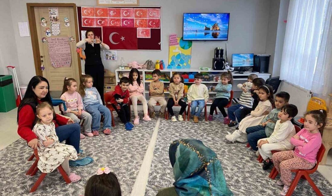 Kütahya’nın Gediz ilçesinde anaokulu öğrencilerine yönelik anlamlı bir etkinlik gerçekleştirildi.