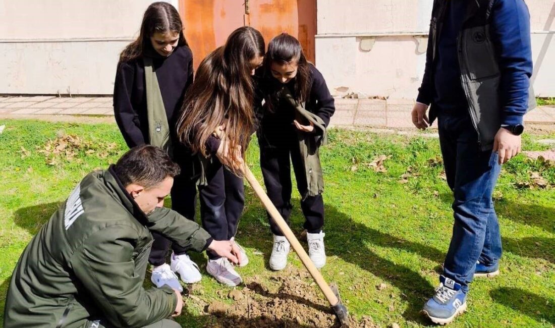 Kütahya’nın Gediz ilçesinde, Gediz Orman İşletme Müdürlüğü ile Merkez Atatürk