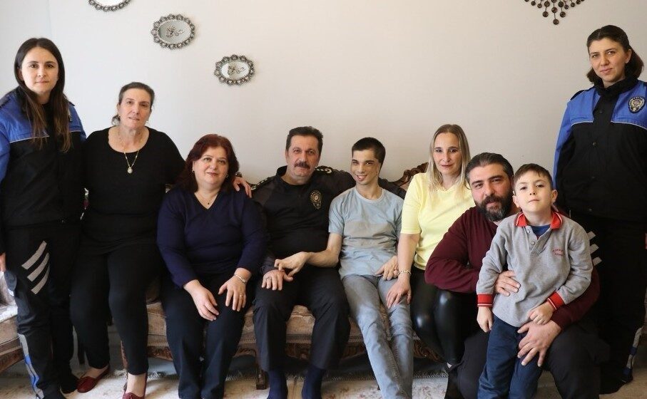 Kütahya İl Emniyet Müdürlüğü, özel ihtiyaçlı bireylere yönelik farkındalık çalışmalarını