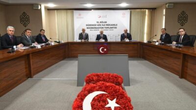 Balıkesir’de gerçekleştirilen 10. Bölge Düzensiz Göçle Mücadele Koordinasyon Toplantısı’na Kütahya