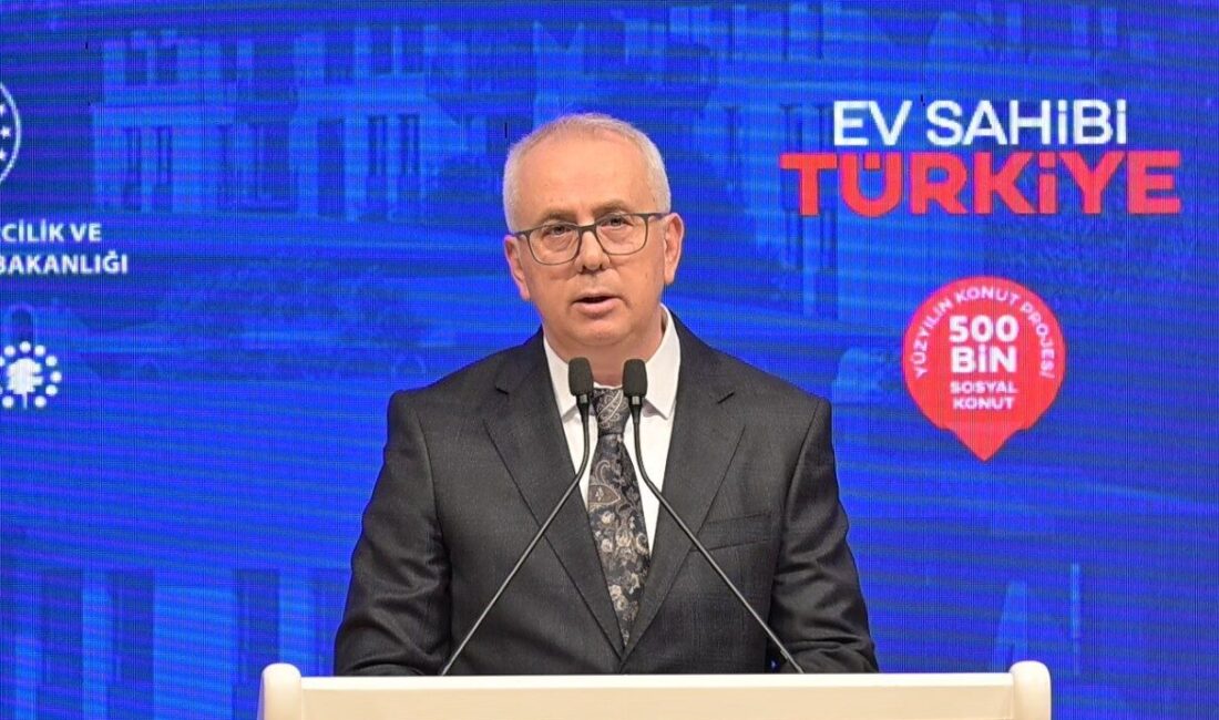 “Yüzyılın Konut Projesi” kapsamında Kütahya’da yapılacak 3 bin 592 konutun