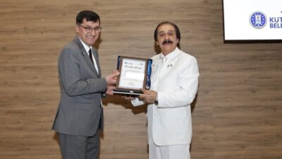 Kütahya Belediye Başkanı Eyüp Kahveci’nin katılımıyla “Mustafa Salün Kitap Lansmanı