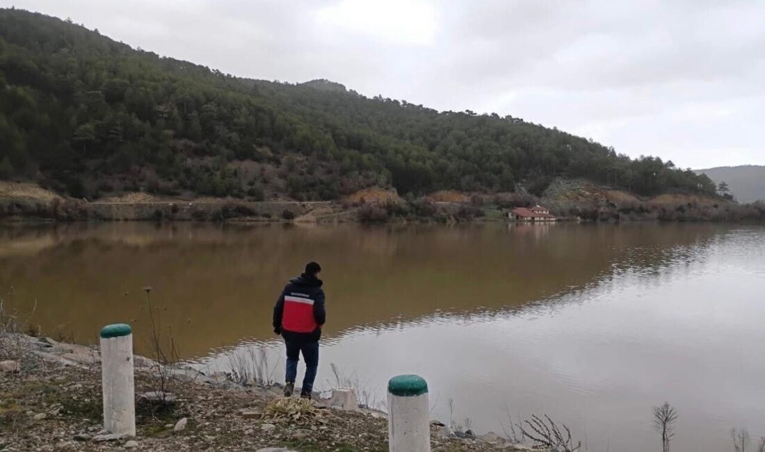 Kütahya’nın Pazarlar ilçesinde sulama göletlerinde su ürünleri denetimi yapıldı. Pazarlar